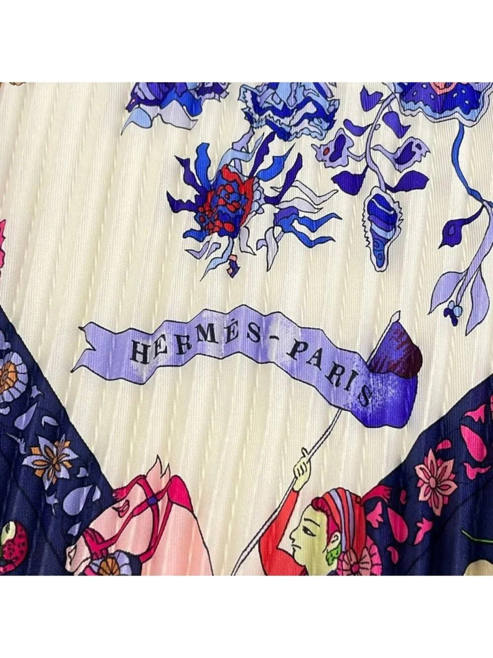 ★SOLD★ Hermes Scarf Carre Plisse White Blue Multi Fantaisies Indiennes - Picture 2 of 6